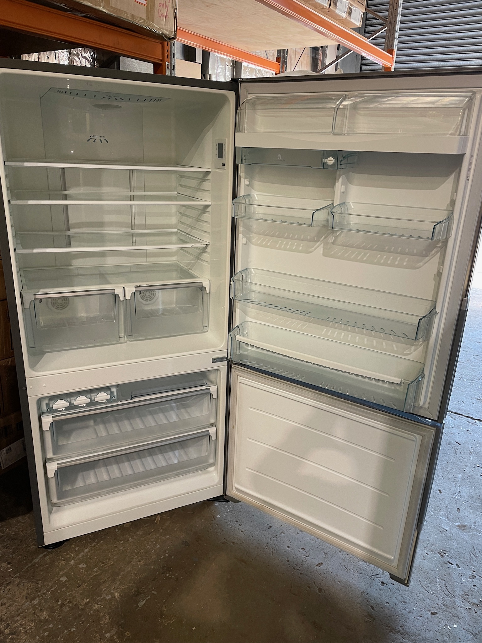 Westinghouse 510L Silver Bottom Mount Fridge Freezer - Refurbished 27130 - Image 5