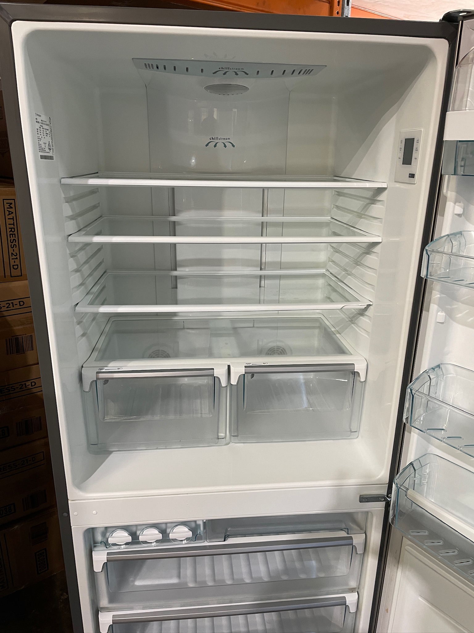 Westinghouse 510L Silver Bottom Mount Fridge Freezer - Refurbished 27130 - Image 6