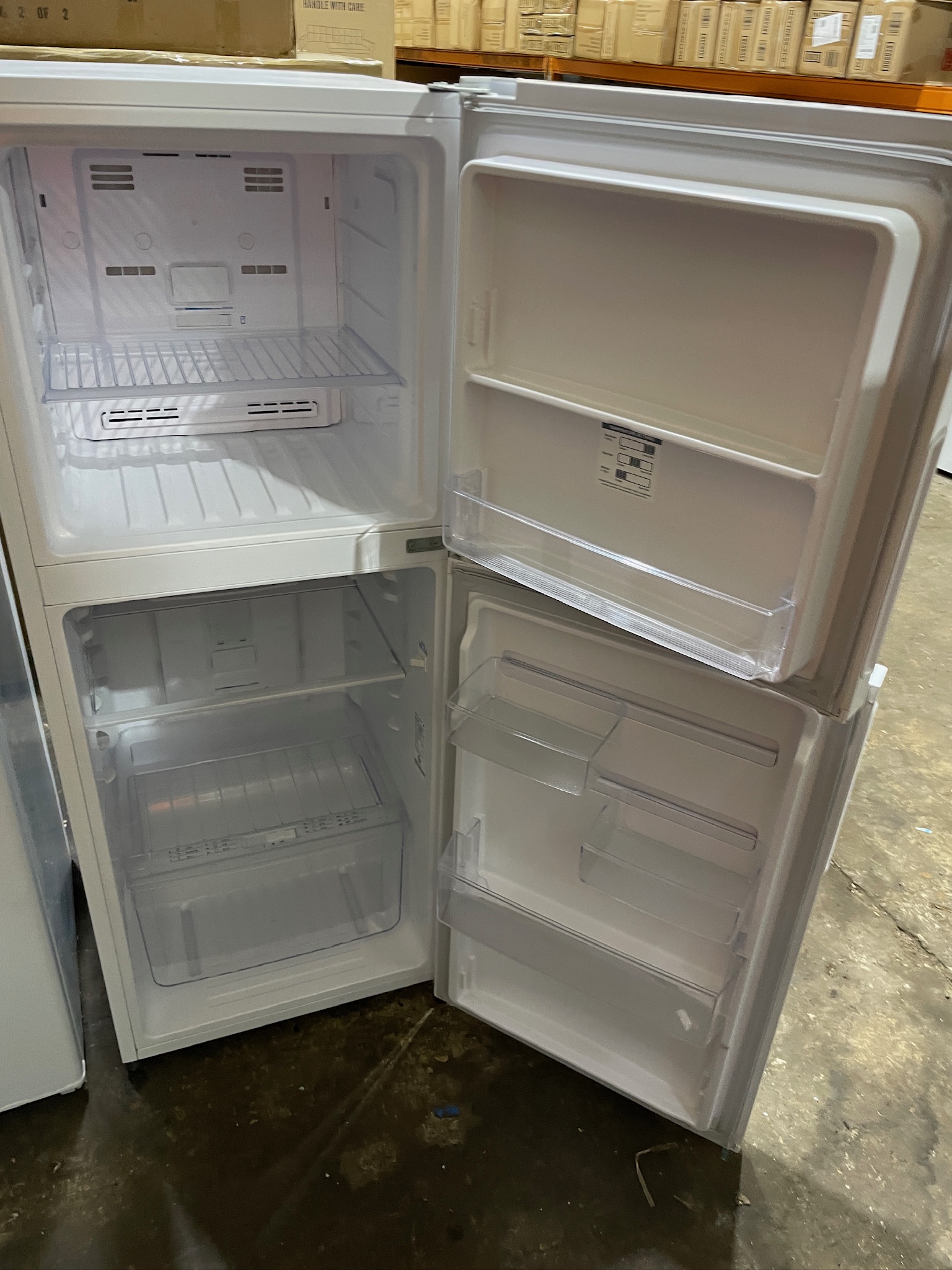 Kelvinator 231L Top Mount Fridge Freezer - Refurbished 26830 - Image 3
