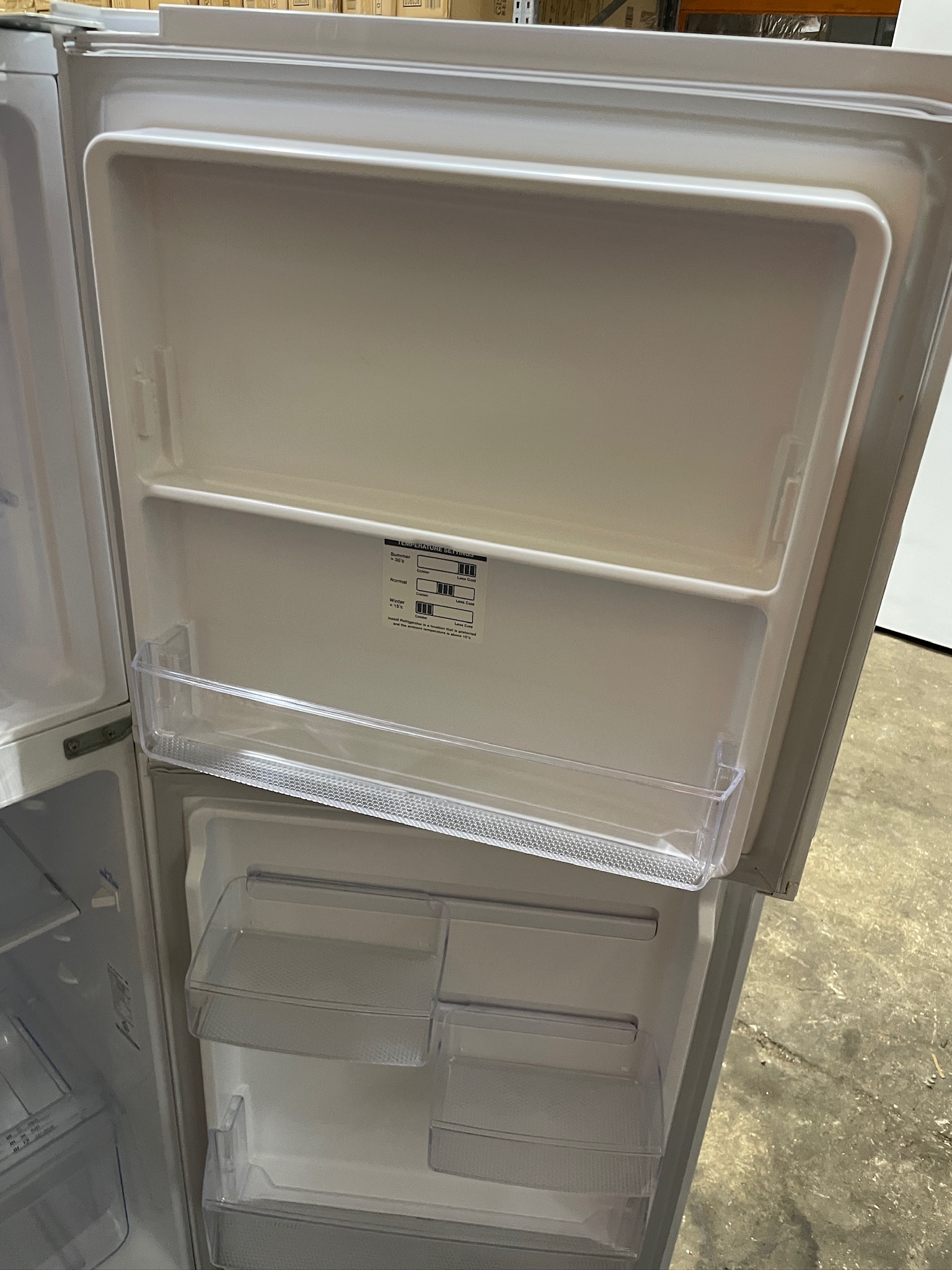 Kelvinator 231L Top Mount Fridge Freezer - Refurbished 26830 - Image 6
