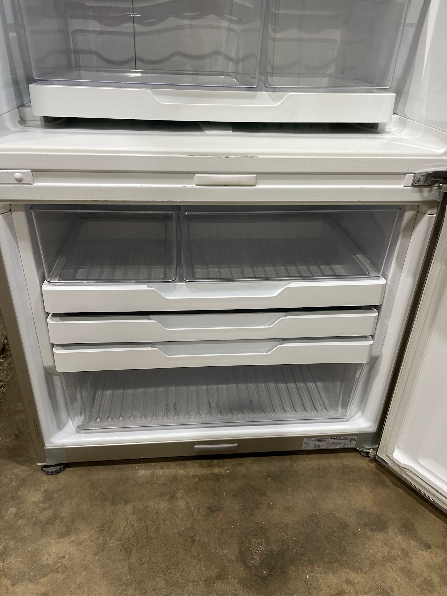 Fisher & Paykel 519L Silver Bottom Mount Fridge Freezer - Refurbished 29107 - Image 5
