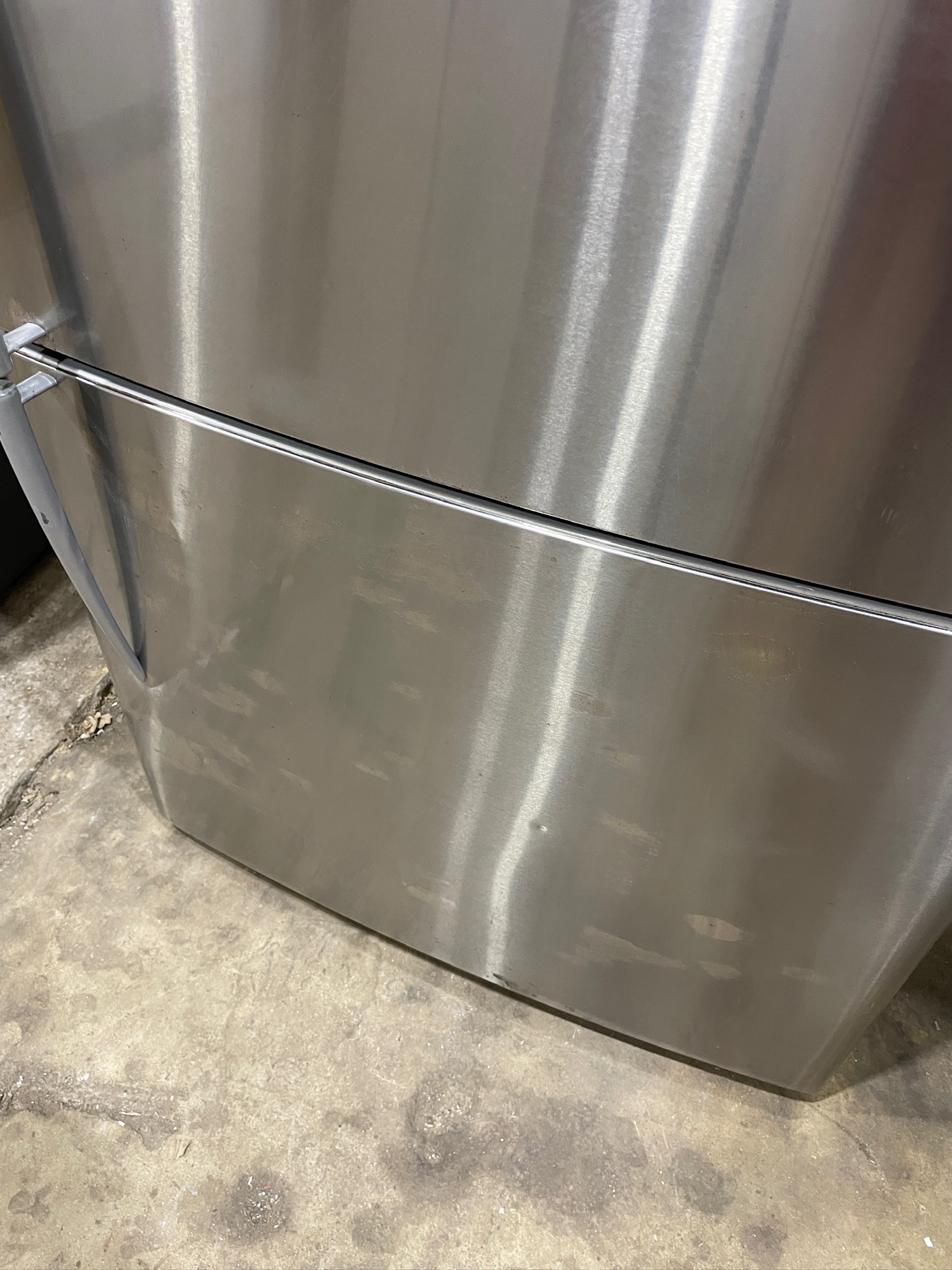 Fisher & Paykel 519L Silver Bottom Mount Fridge Freezer - Refurbished 29107 - Image 8