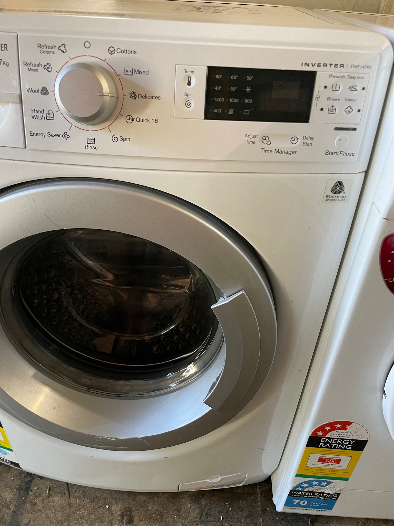 Electrolux 7kg Front Load Washing Machine - Refurbished 29504 - Image 2