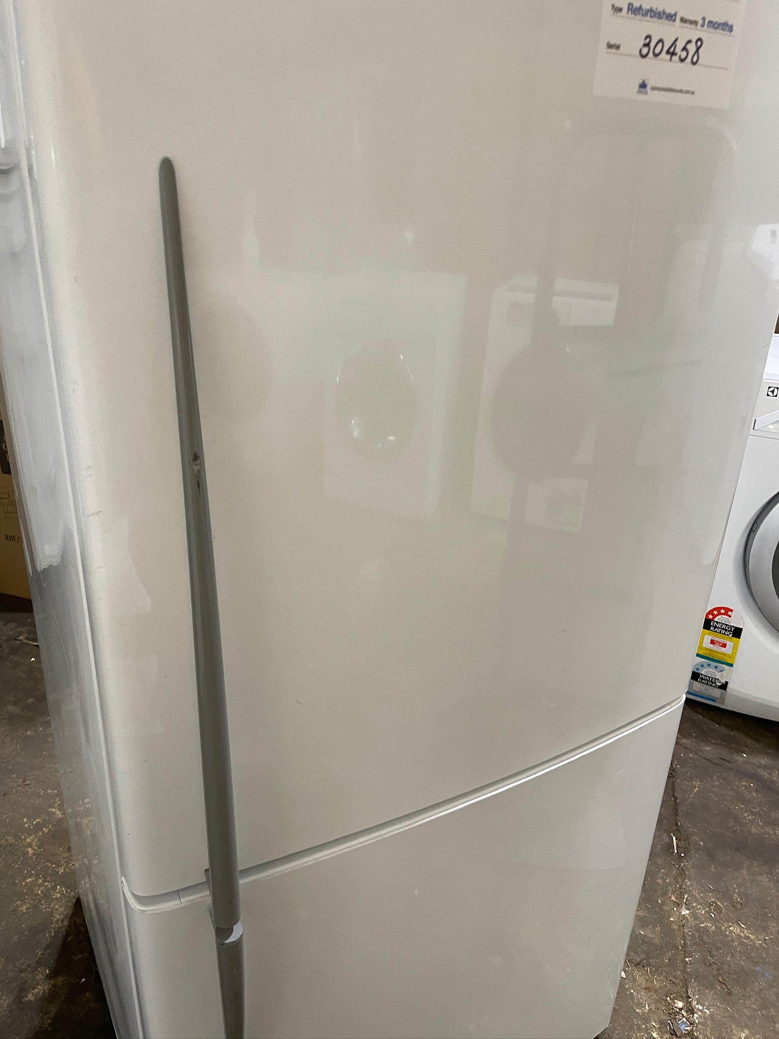 Fisher & Paykel 442L White Bottom Mount Fridge Freezer - Refurbished 30458 - Image 8