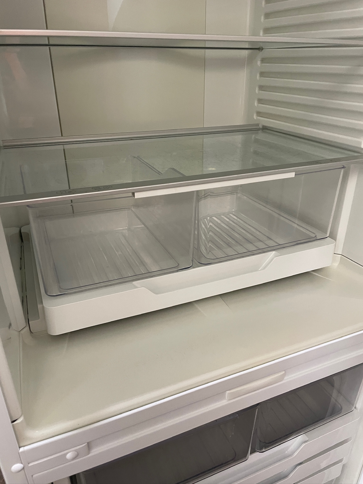 Fisher & Paykel 442L White Bottom Mount Fridge Freezer - Refurbished 30458 - Image 4