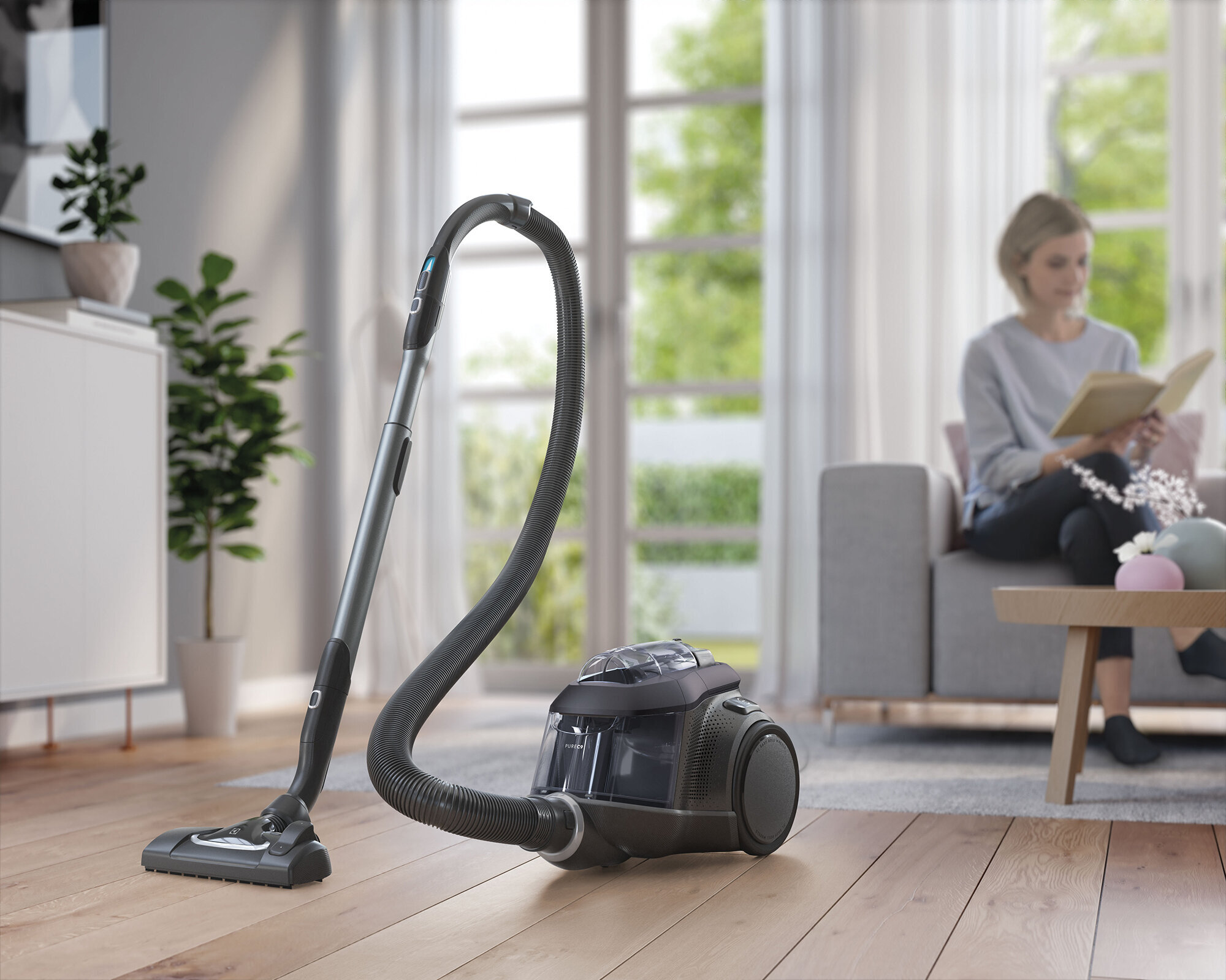 Electrolux Pure C9 Origin Bagless Vacuum Cleaner  - Factory Second PC914IGT - Image 3