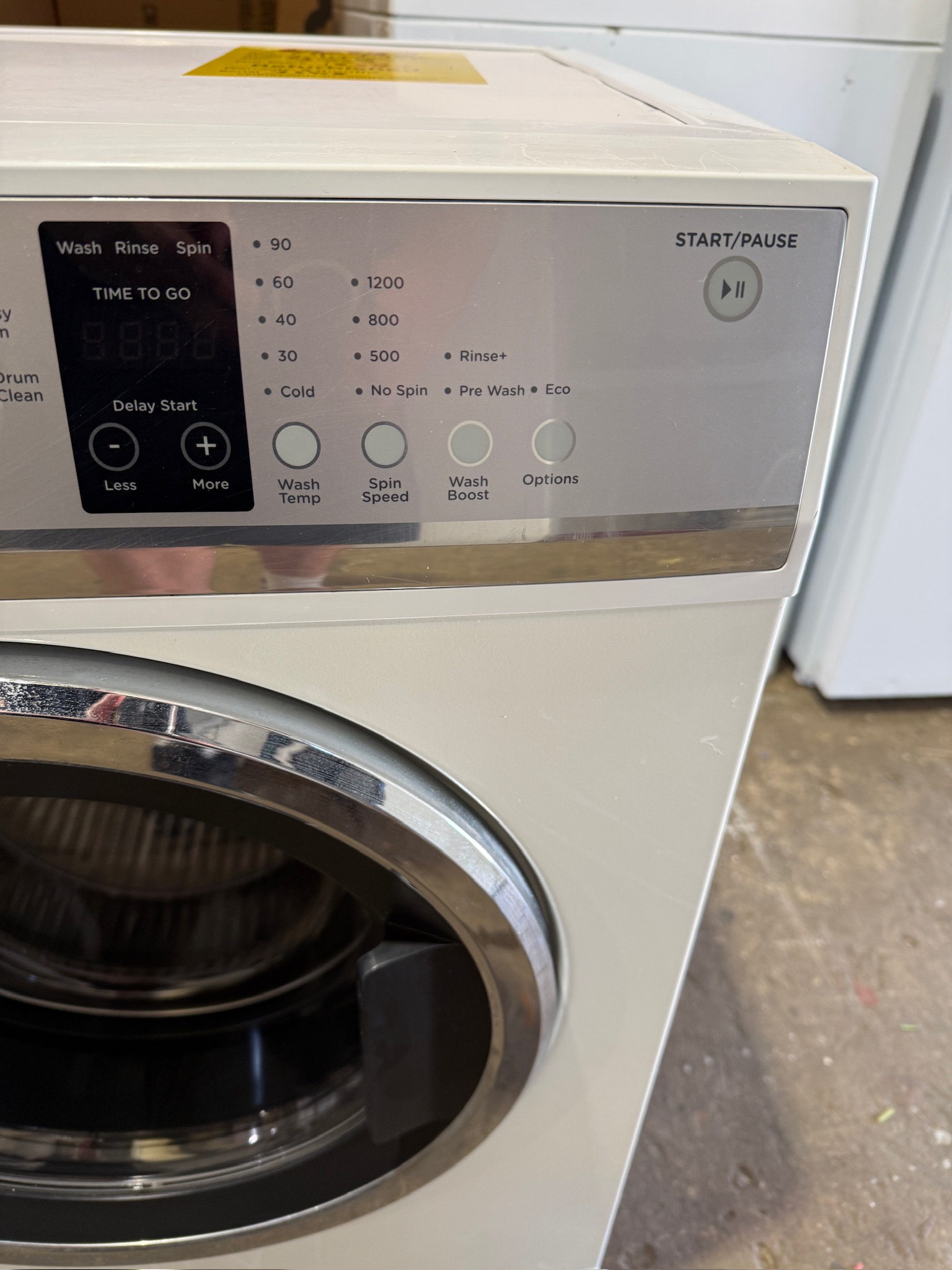Fisher & Paykel 7.5kg Front Load Washing Machine - Refurbished 35418 - Image 2