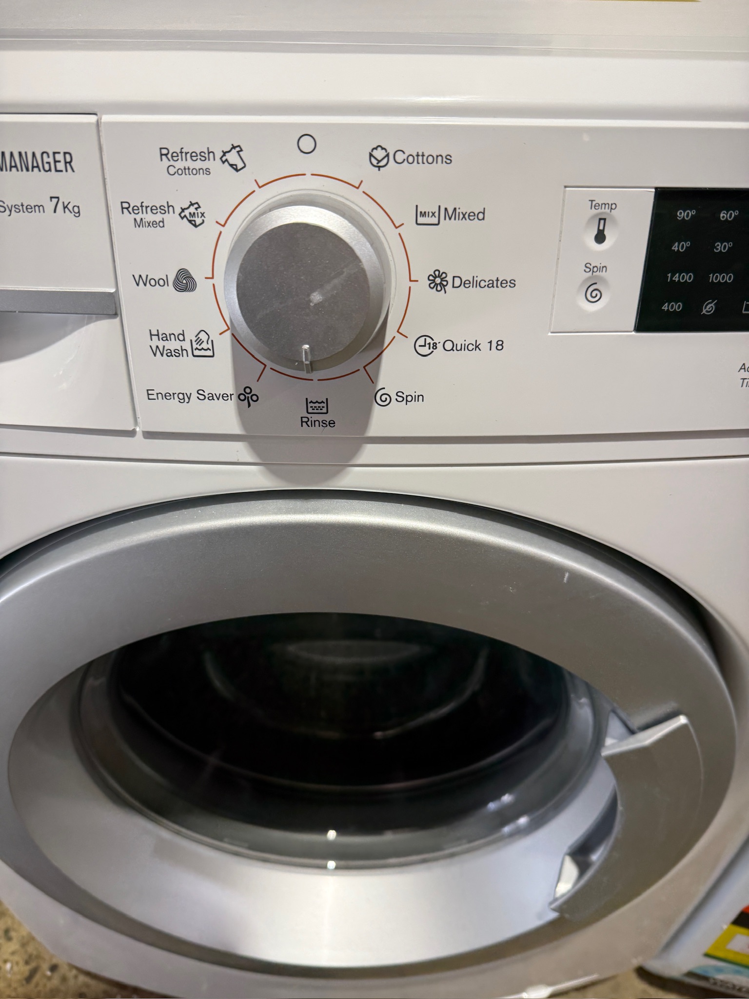 Electrolux 7kg Front Load Washing Machine - Refurbished 35317 - Image 3