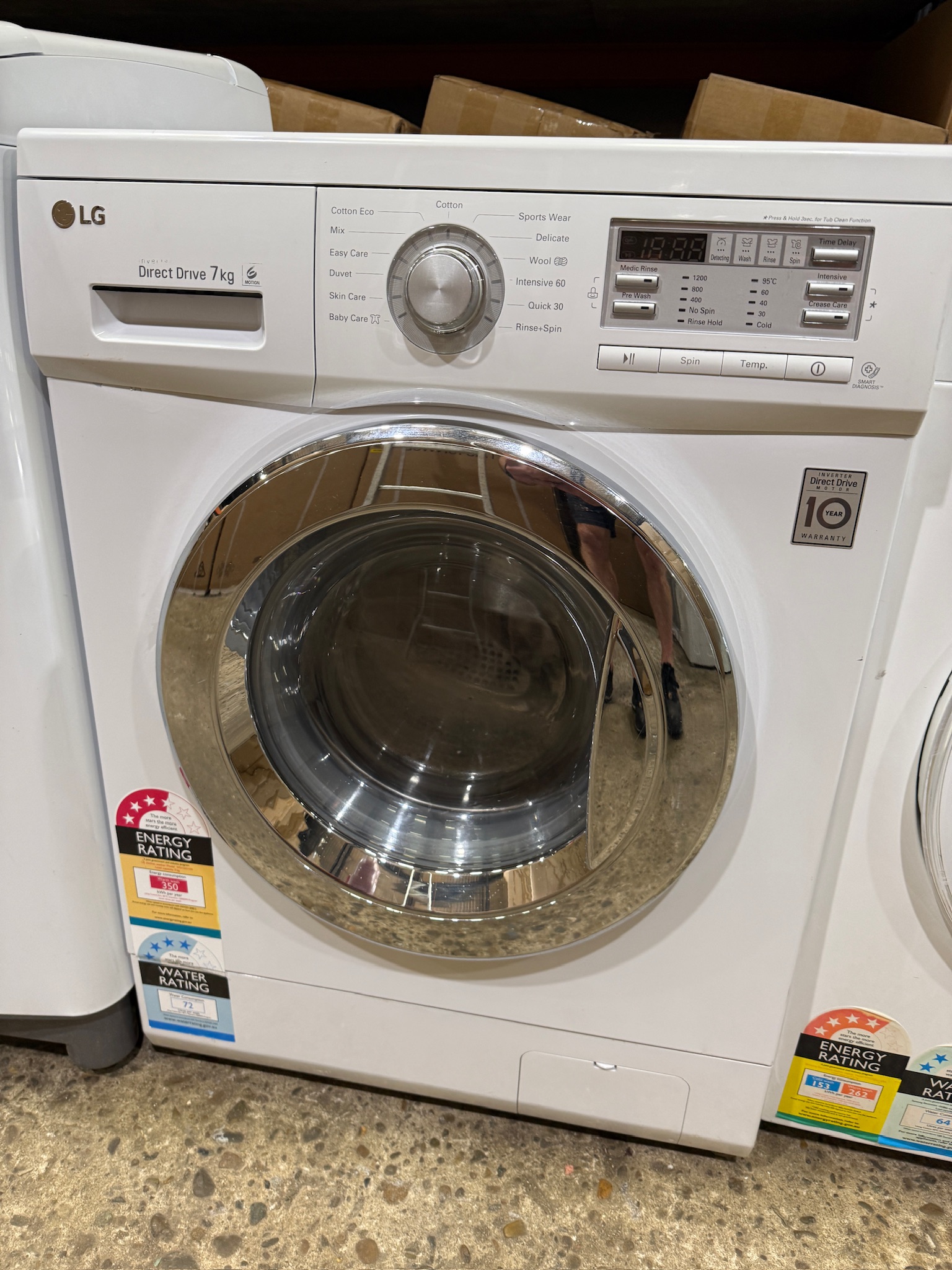 LG 7kg Front Load Washing Machine - Refurbished 35611