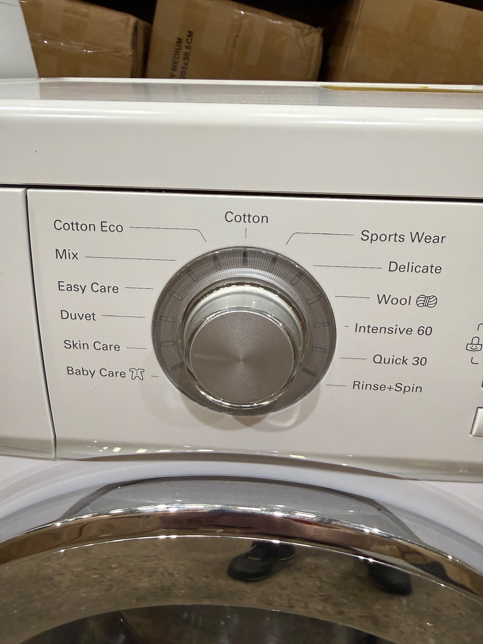 LG 7kg Front Load Washing Machine - Refurbished 35611 - Image 3