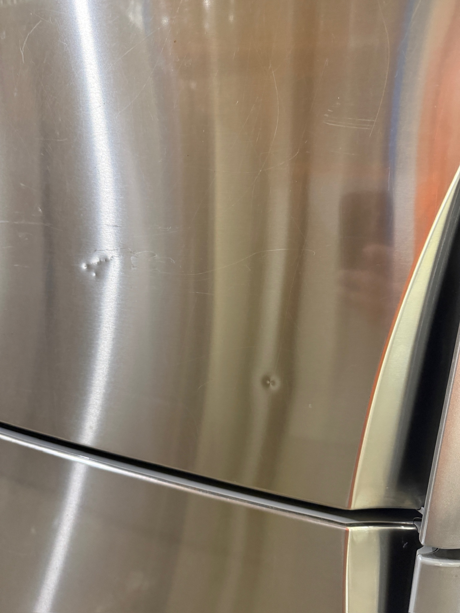 Westinghouse 420L Silver Top Mount Fridge Freezer - Refurbished 35622 - Image 2