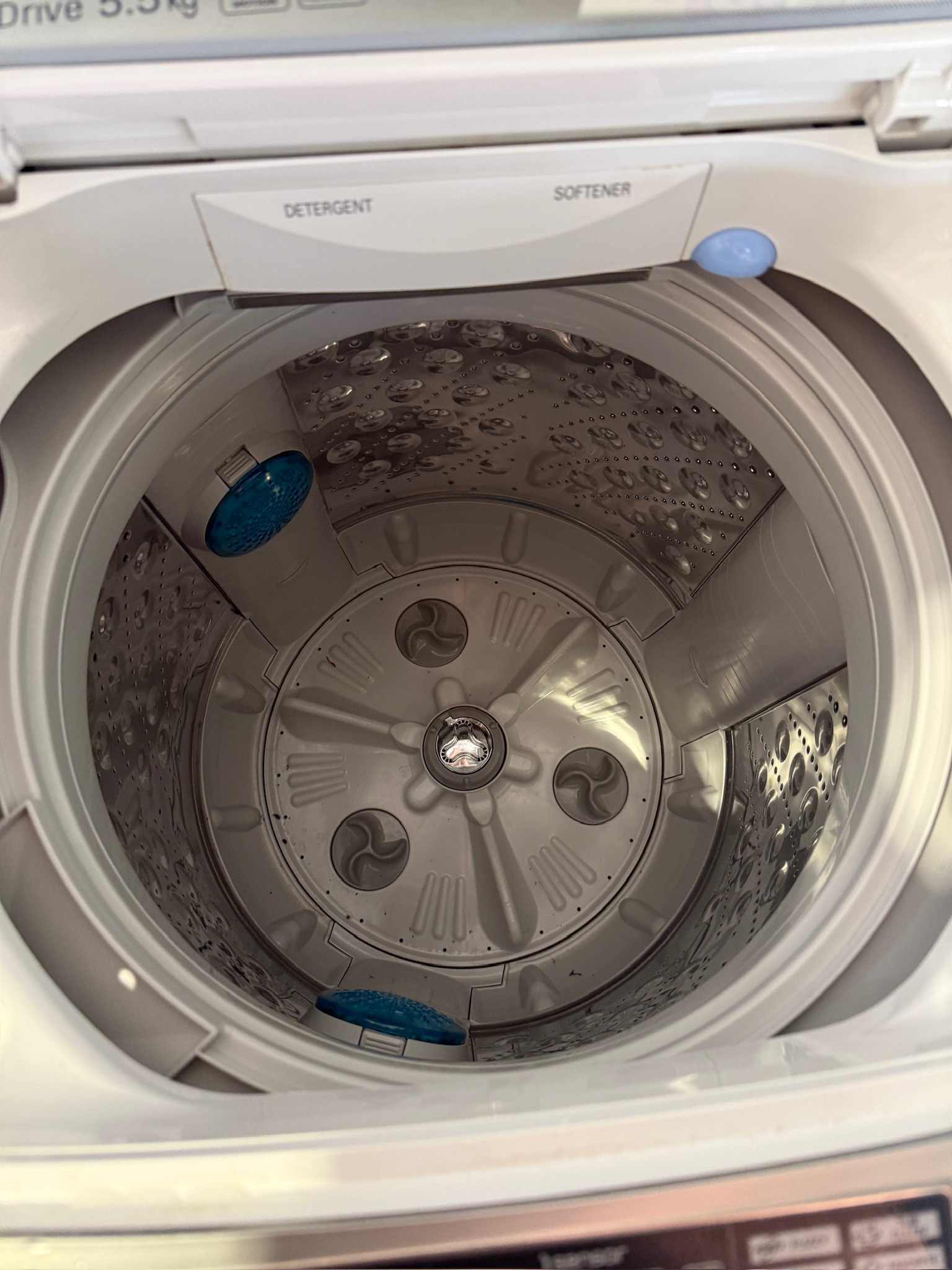 LG 5.5kg Top Load Washing Machine - Refurbished 35806 - Image 2