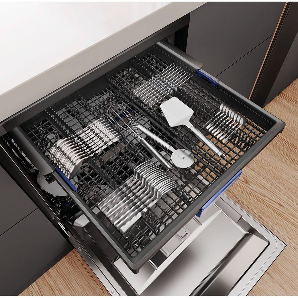 Westinghouse 60cm Dark Stainless Steel Freestanding Dishwasher - Factory Second WSF6608KXC - Image 5