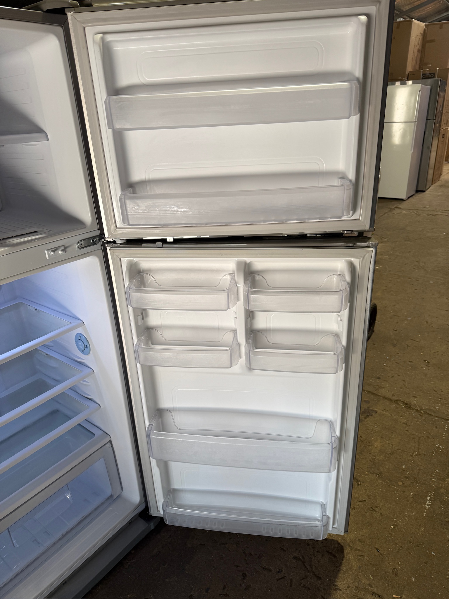 Samsung 431L Top Mount Silver Fridge Freezer - Refurbished 35950 - Image 5
