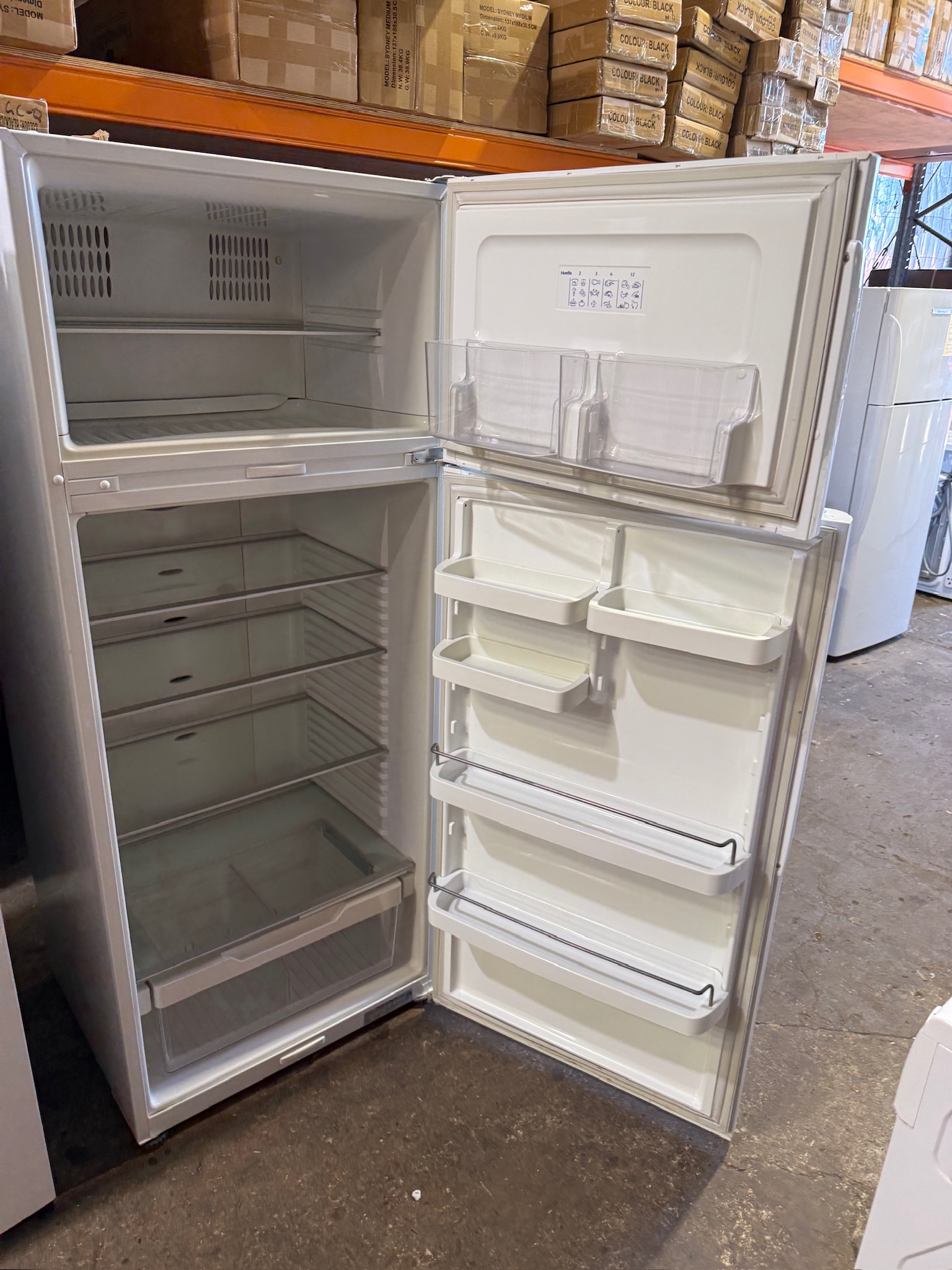 Fisher & Paykel 447L White Top Mount Fridge Freezer - Refurbished 36129 - Image 2