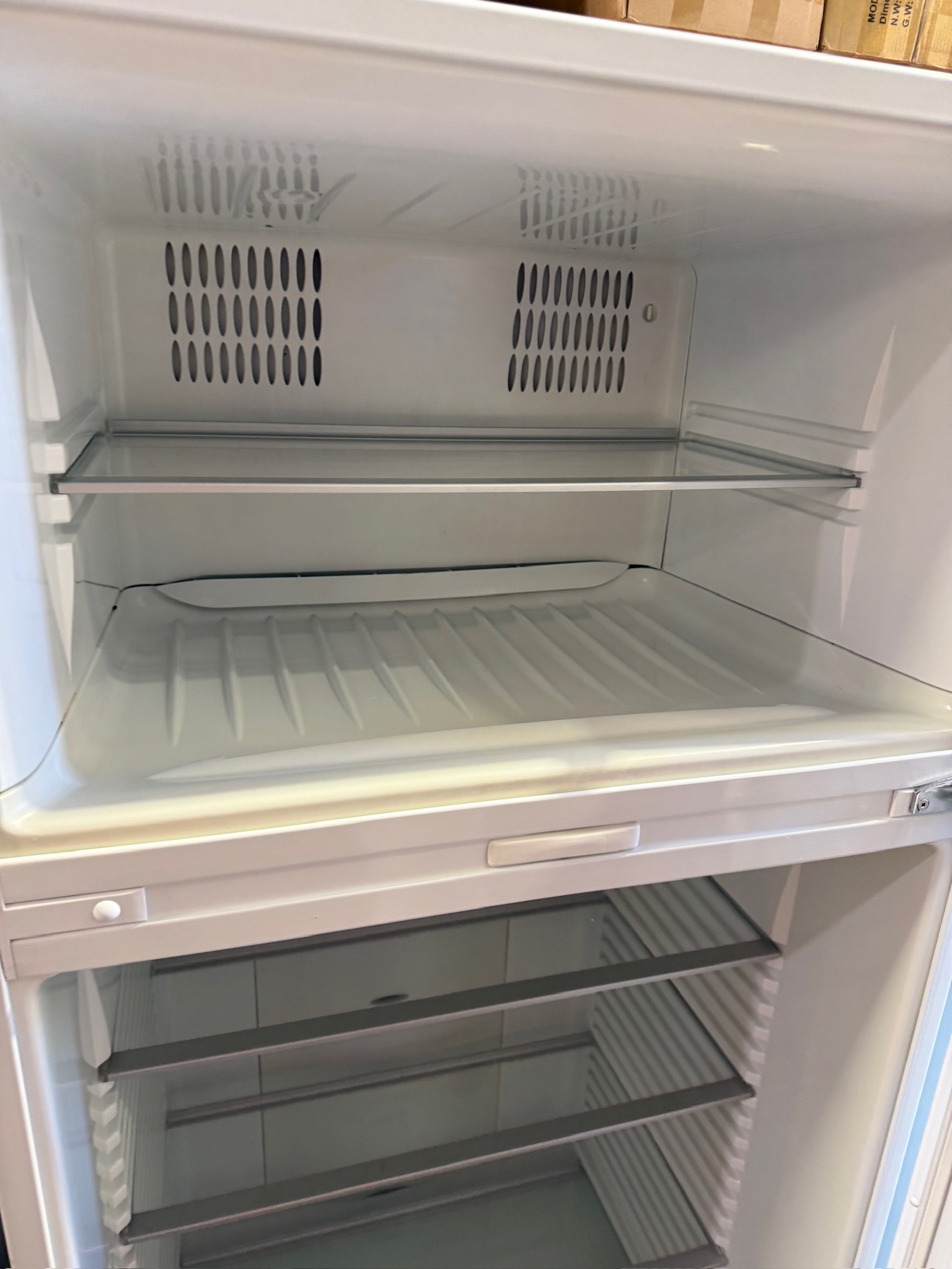 Fisher & Paykel 447L White Top Mount Fridge Freezer - Refurbished 36129 - Image 3