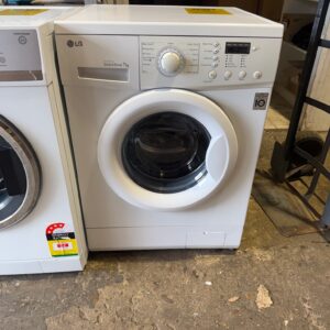 LG 7kg Front Load Washing Machine - Refurbished 38621